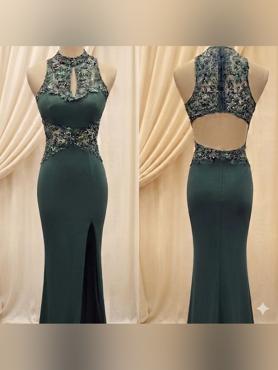 City Triangles Dresses & Skirts - Elegant emerald green prom beaded dress